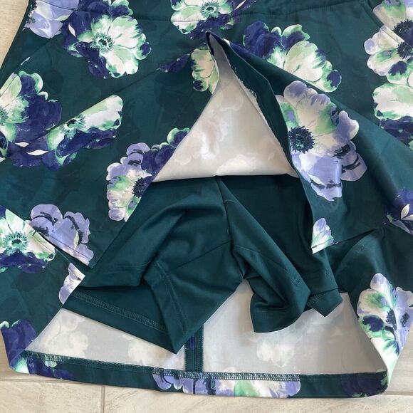 Lady Hagen Magnolia Print Skort - Picture 3 of 9